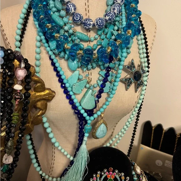 jewelry item live sale 1/31/2025 6:00pm Pacific - Picture 4 of 16